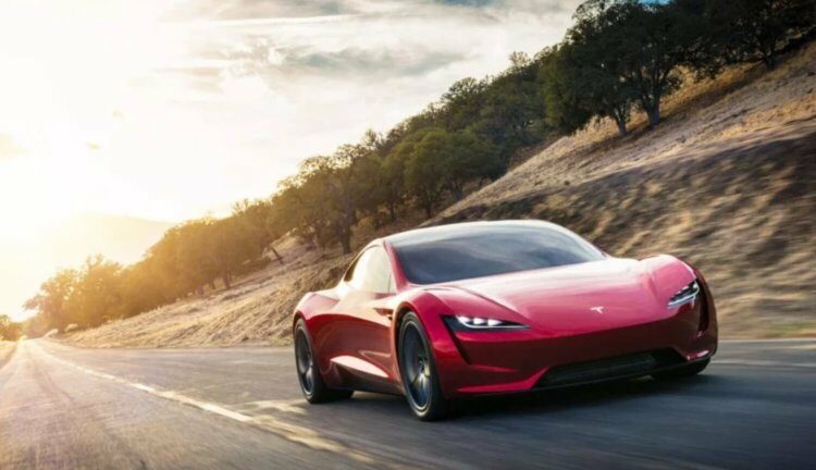 Илон Маск: Tesla Roadster станет летающим автомобилем